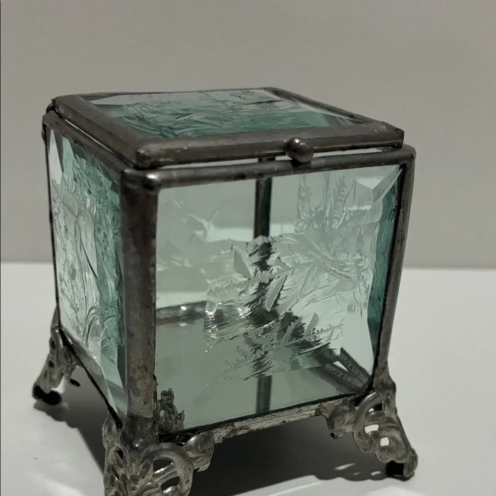 Vintage French Victorian Jewelry Casket Box With Beveled Etched Glass Ormolu 3”